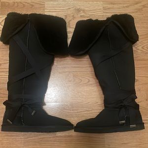 Australia Luxe Collective shearling boots size 8 (8-9) -NEW